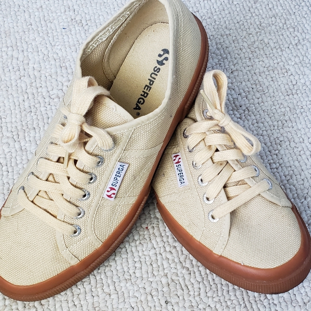 SuperGa Women's Classic Sneaker Sz9/EU40 NWOB